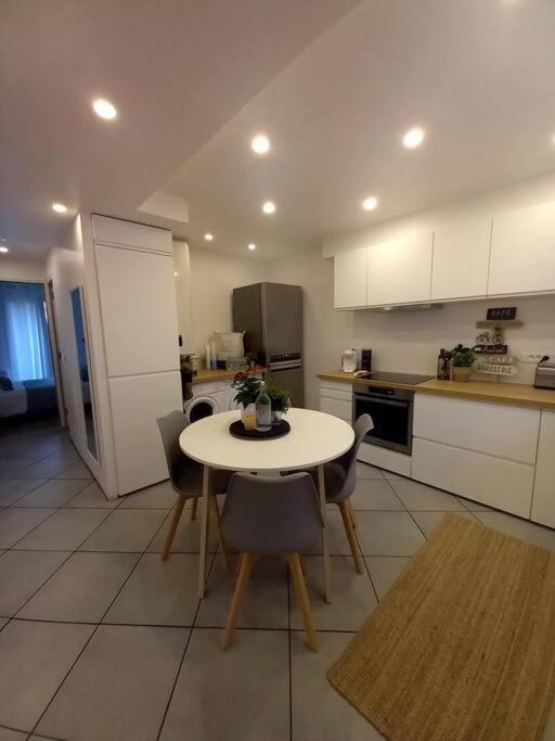Superbe Appartement Moderne En Rez-De-Chaussee Ozoir-la-Ferriere Luaran gambar